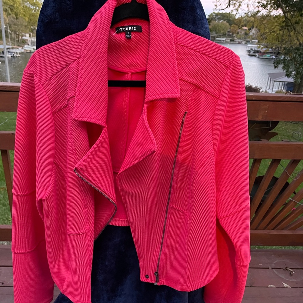 Torrid pink
